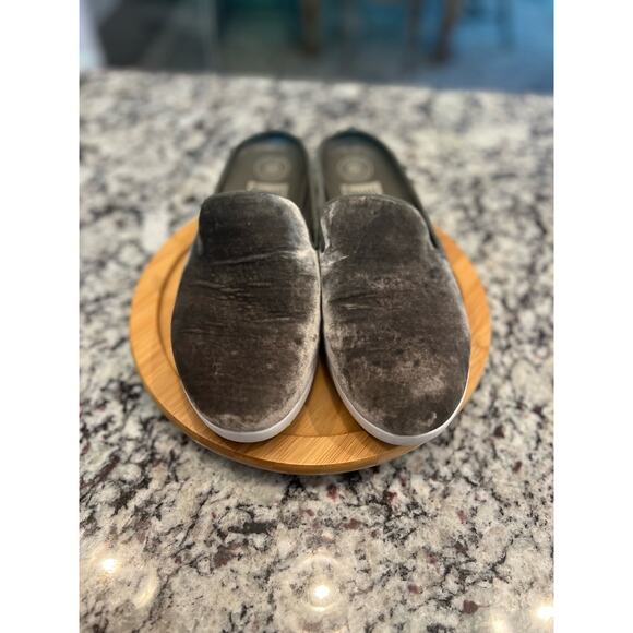 Fitflop slip on shoes size 8 - Picture 4 of 9